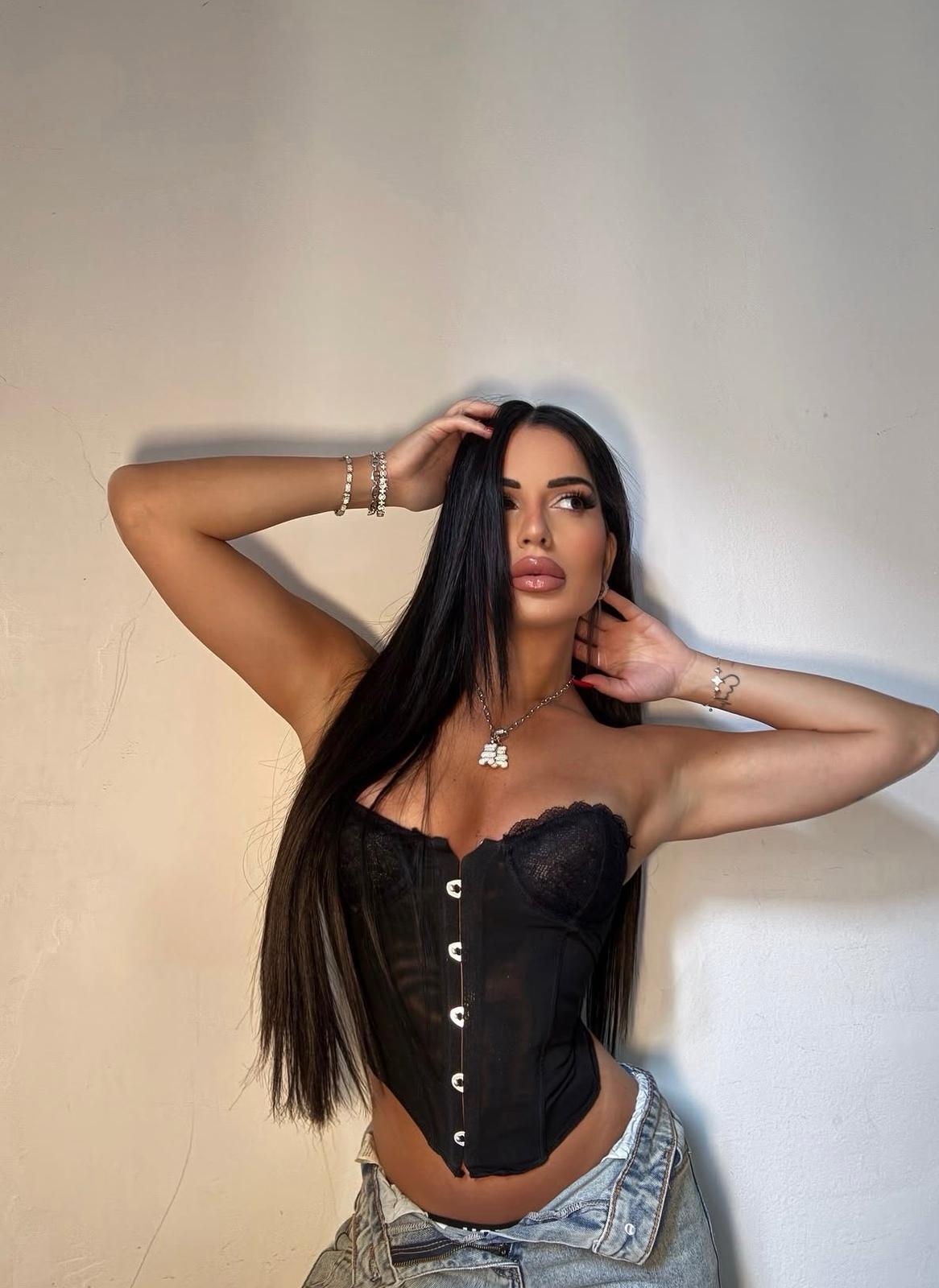 בחיפה – 27 כוסית על תיירת מספרד