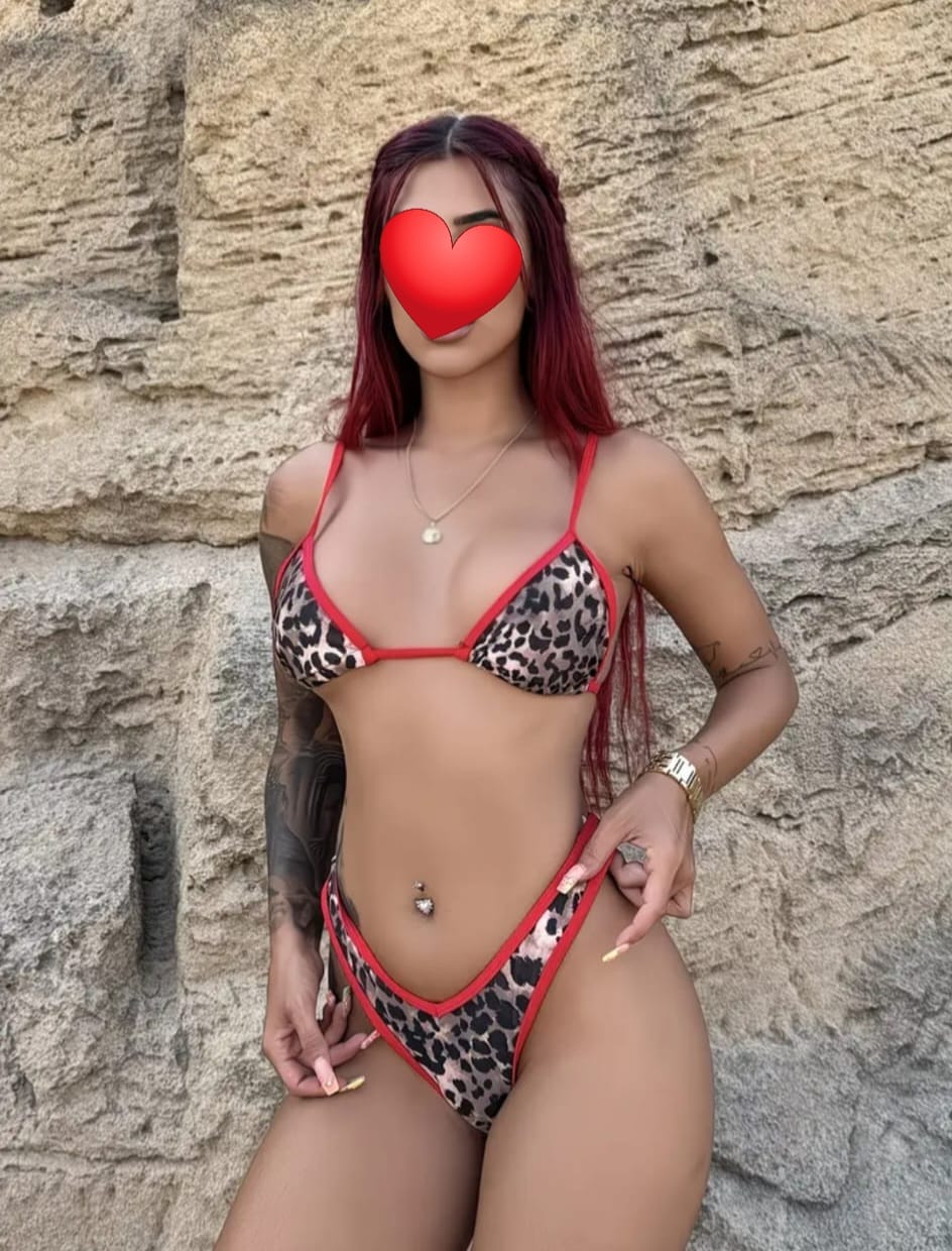 מאיה-בחורה סופר סקסית -בת ים