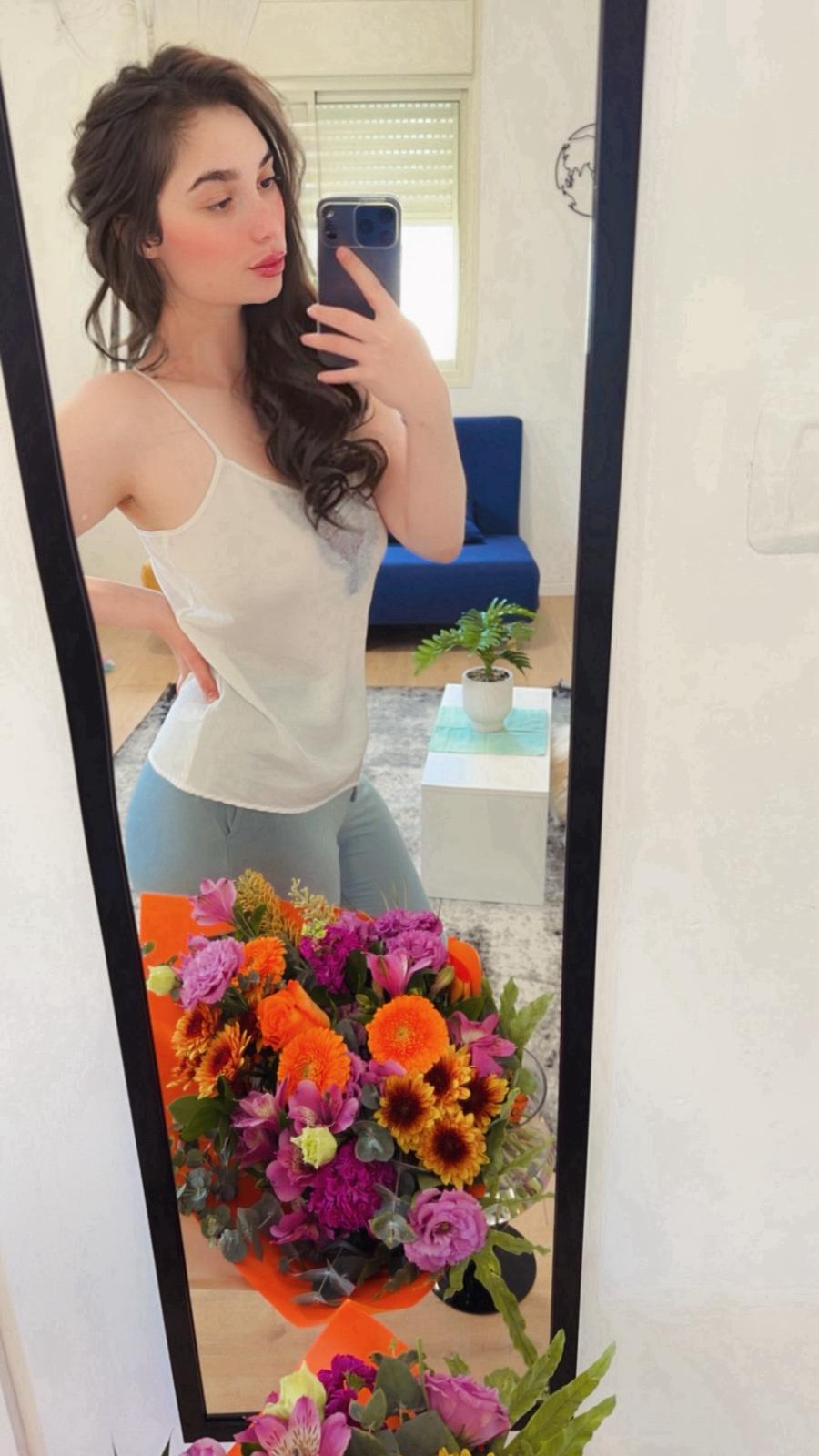 פרולה חדשה – ברזילאית בת 20 – נתניה