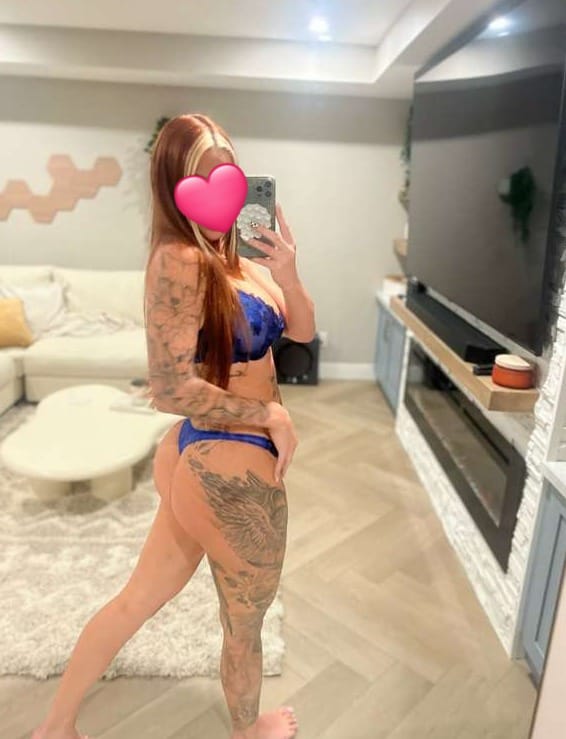 ראשון לציון – דוגמנית
